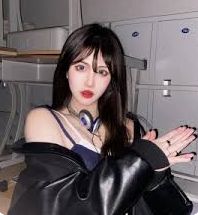校园春色古典武侠人妻-春色校园里的古典武侠梦，人妻情深
